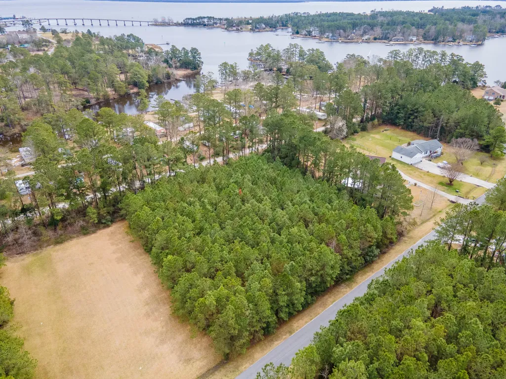9219 Hart Drive Oriental NC 28571