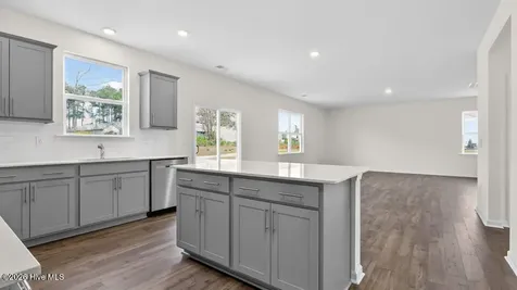 300 Maddox Drive Aberdeen NC 28315