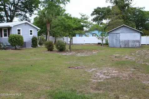 6900 13th Street SW Ocean Isle Beach NC 28469