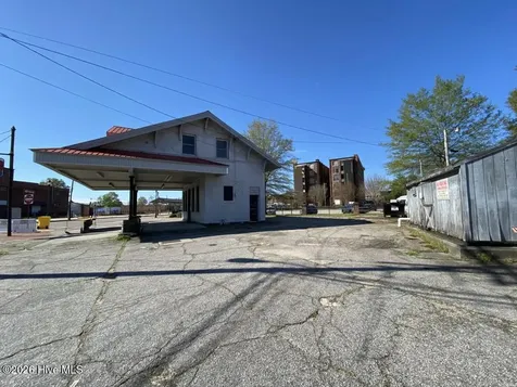 312 Green Street E Wilson NC 27893