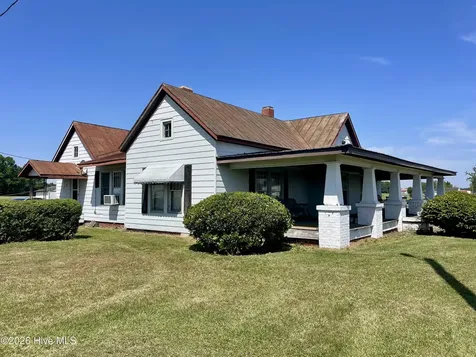 2880 Grantham School Road Mount Olive NC 28365