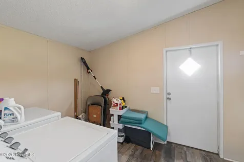 115 Brandy Avenue La Grange NC 28551