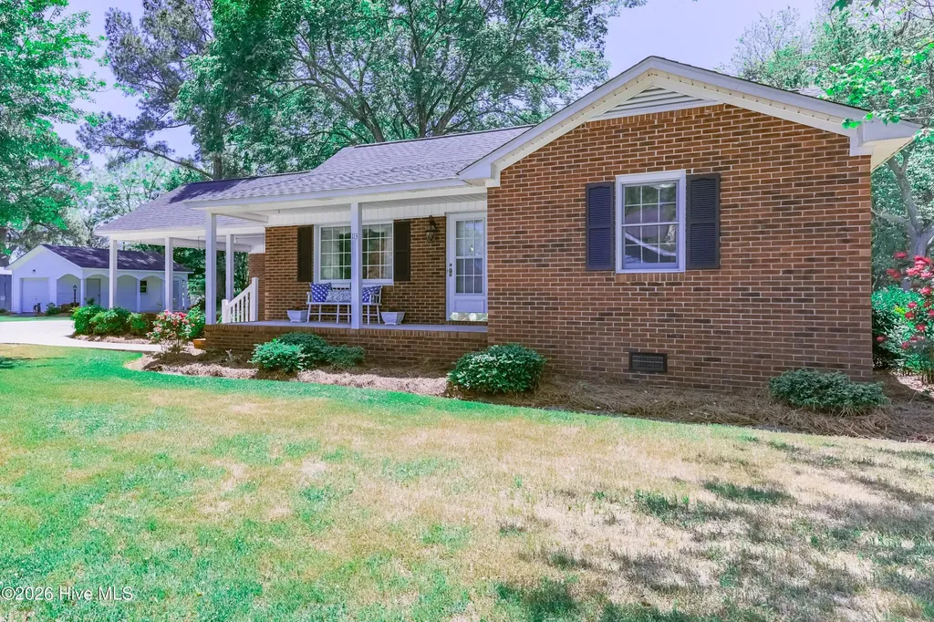 113 W Church Street Beulaville NC 28518