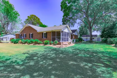 113 W Church Street Beulaville NC 28518