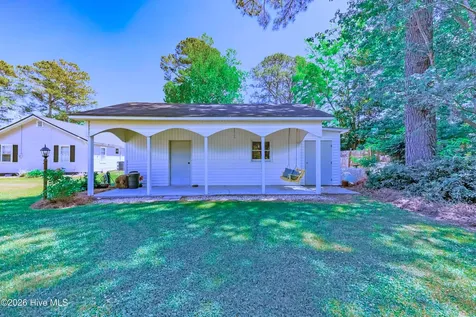 113 W Church Street Beulaville NC 28518