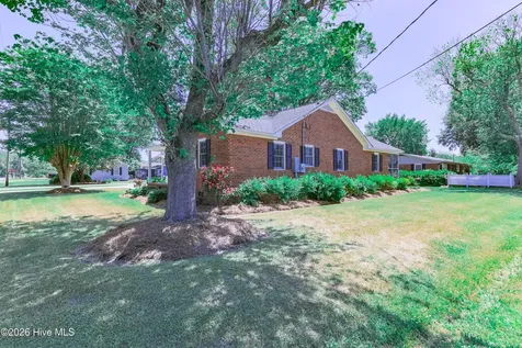 113 W Church Street Beulaville NC 28518