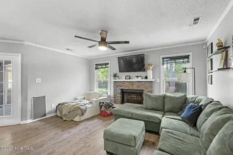 214 Baytree Drive Jacksonville NC 28546