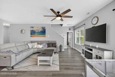 1516 Lewis Landing Avenue Wilmington NC 28405