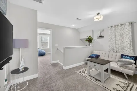 1516 Lewis Landing Avenue Wilmington NC 28405