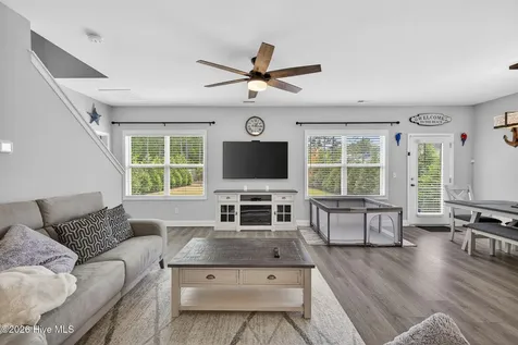 1516 Lewis Landing Avenue Wilmington NC 28405