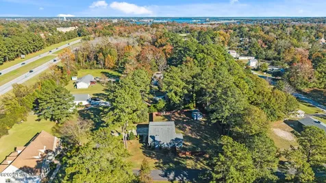 1909 Ef Thompkins Lane New Bern NC 28562