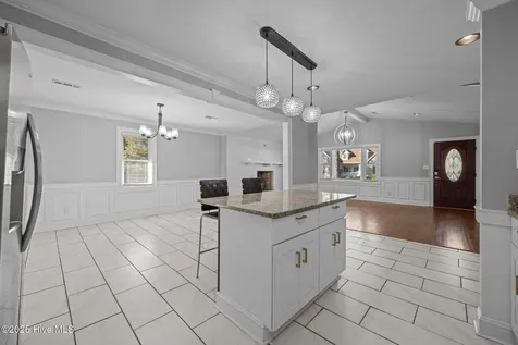 1909 Ef Thompkins Lane New Bern NC 28562