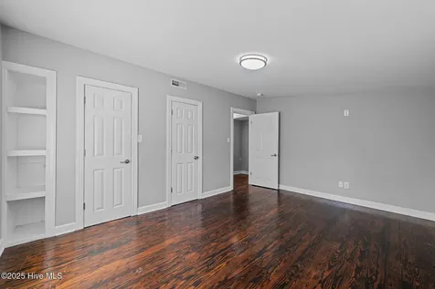 1909 Ef Thompkins Lane New Bern NC 28562