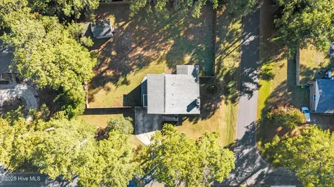 1909 Ef Thompkins Lane New Bern NC 28562