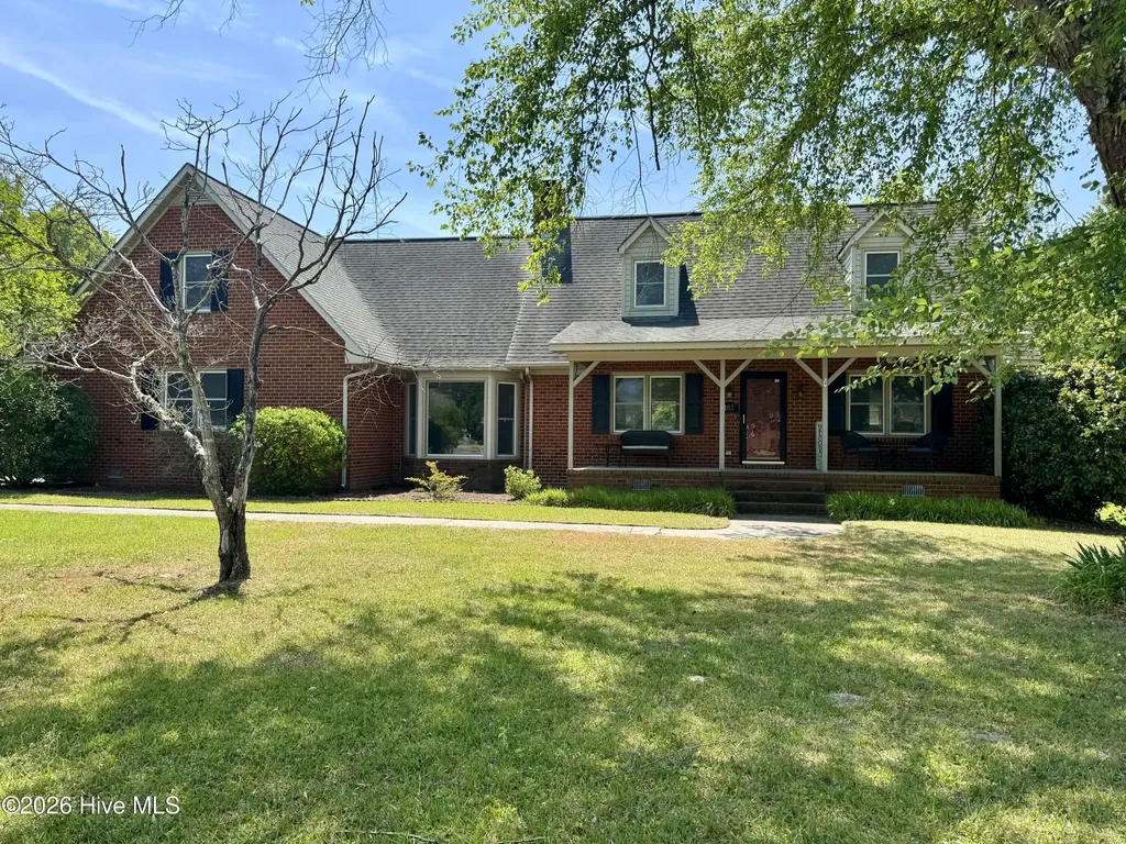 102 Squire Drive Winterville NC 28590