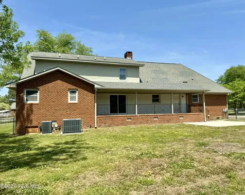 102 Squire Drive Winterville NC 28590