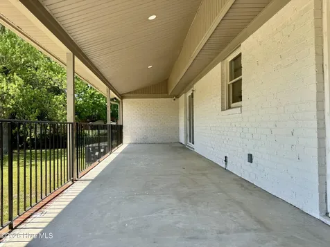 102 Squire Drive Winterville NC 28590