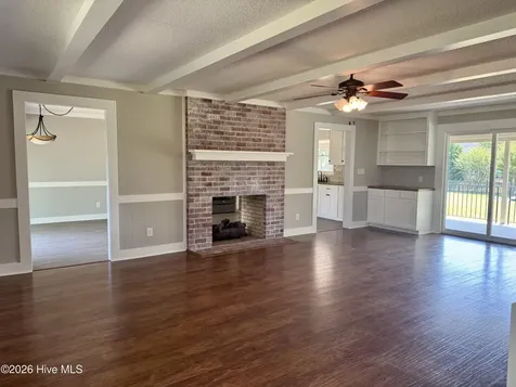 102 Squire Drive Winterville NC 28590
