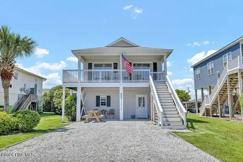 8007 8th Street Surf City NC 28445