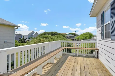 8007 8th Street Surf City NC 28445