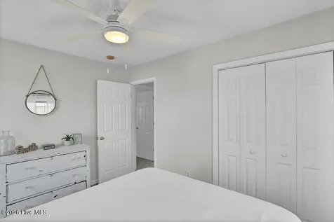 8007 8th Street Surf City NC 28445