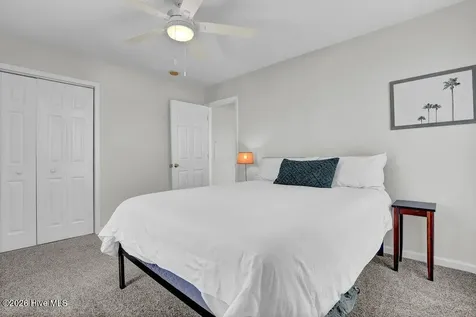 8007 8th Street Surf City NC 28445