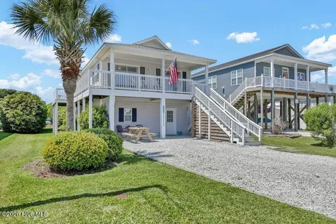 8007 8th Street Surf City NC 28445