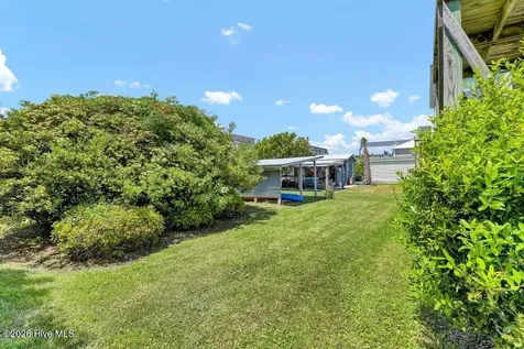 8007 8th Street Surf City NC 28445