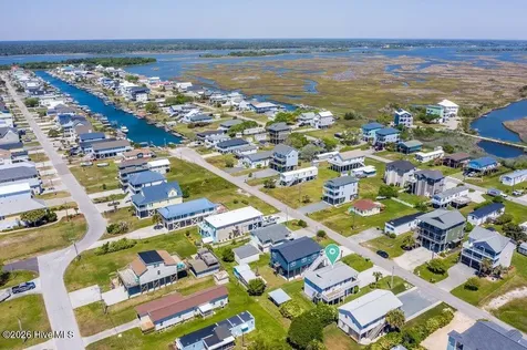 8007 8th Street Surf City NC 28445