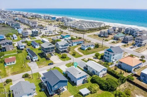 8007 8th Street Surf City NC 28445