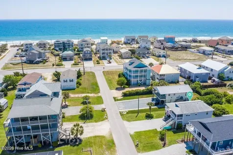 8007 8th Street Surf City NC 28445