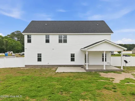 300 Shortleaf Drive Grimesland NC 27837