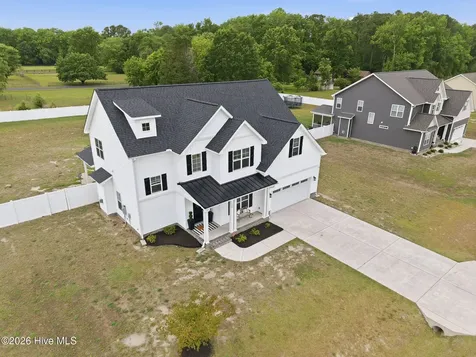 300 Shortleaf Drive Grimesland NC 27837