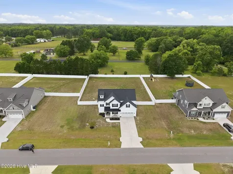 300 Shortleaf Drive Grimesland NC 27837