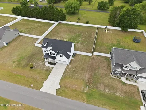 300 Shortleaf Drive Grimesland NC 27837