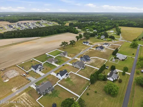 300 Shortleaf Drive Grimesland NC 27837