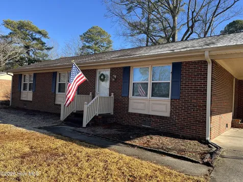 2503 Lisa Lane Goldsboro NC 27534