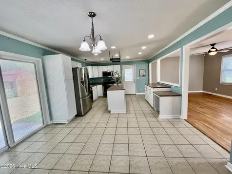 2503 Lisa Lane Goldsboro NC 27534