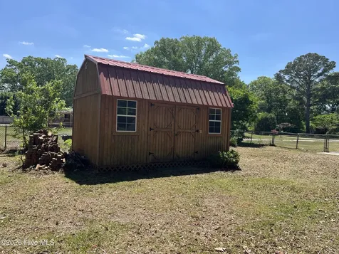 2503 Lisa Lane Goldsboro NC 27534