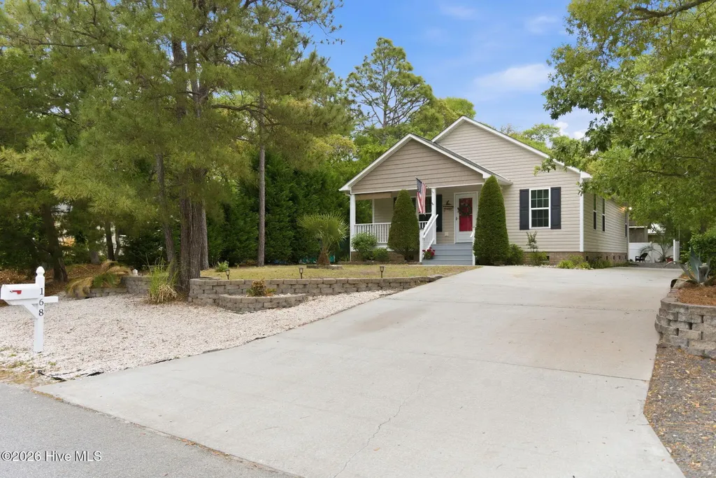 168 NE 3rd Street Oak Island NC 28465
