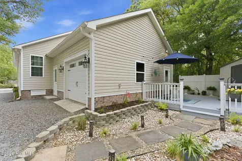 168 NE 3rd Street Oak Island NC 28465