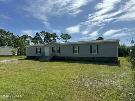 4214 8th Street SE Southport NC 28461