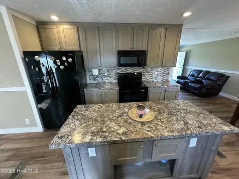 4214 8th Street SE Southport NC 28461