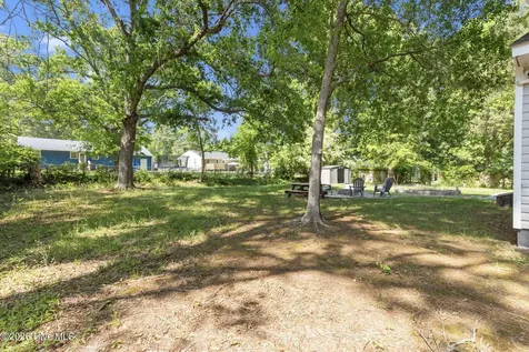 807 River Street Jacksonville NC 28540