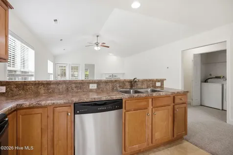1708 Grant Circle Leland NC 28451