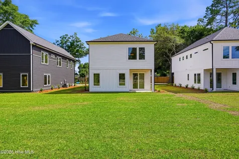 5015 Peachtree Avenue Wilmington NC 28403