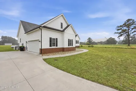 103 Blimp View Drive Elizabeth City NC 27909