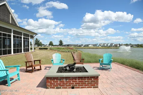 713 Cecil Point Wilmington NC 28412