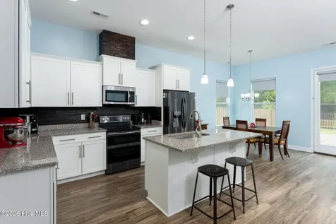 904 W Arboria Drive Hampstead NC 28443