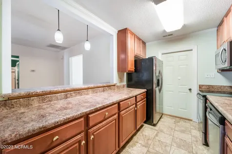 1 S Onsville Place Jacksonville NC 28546